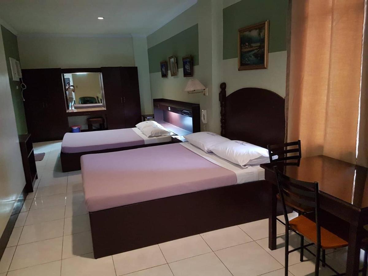 Rolet Hotel Catbalogan Eksteriør billede